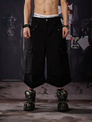 NOMANIAI Worn-out rivet flap pleated multi-pocket short pants