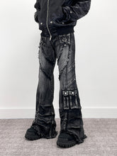 A knife graphic punk jeans
