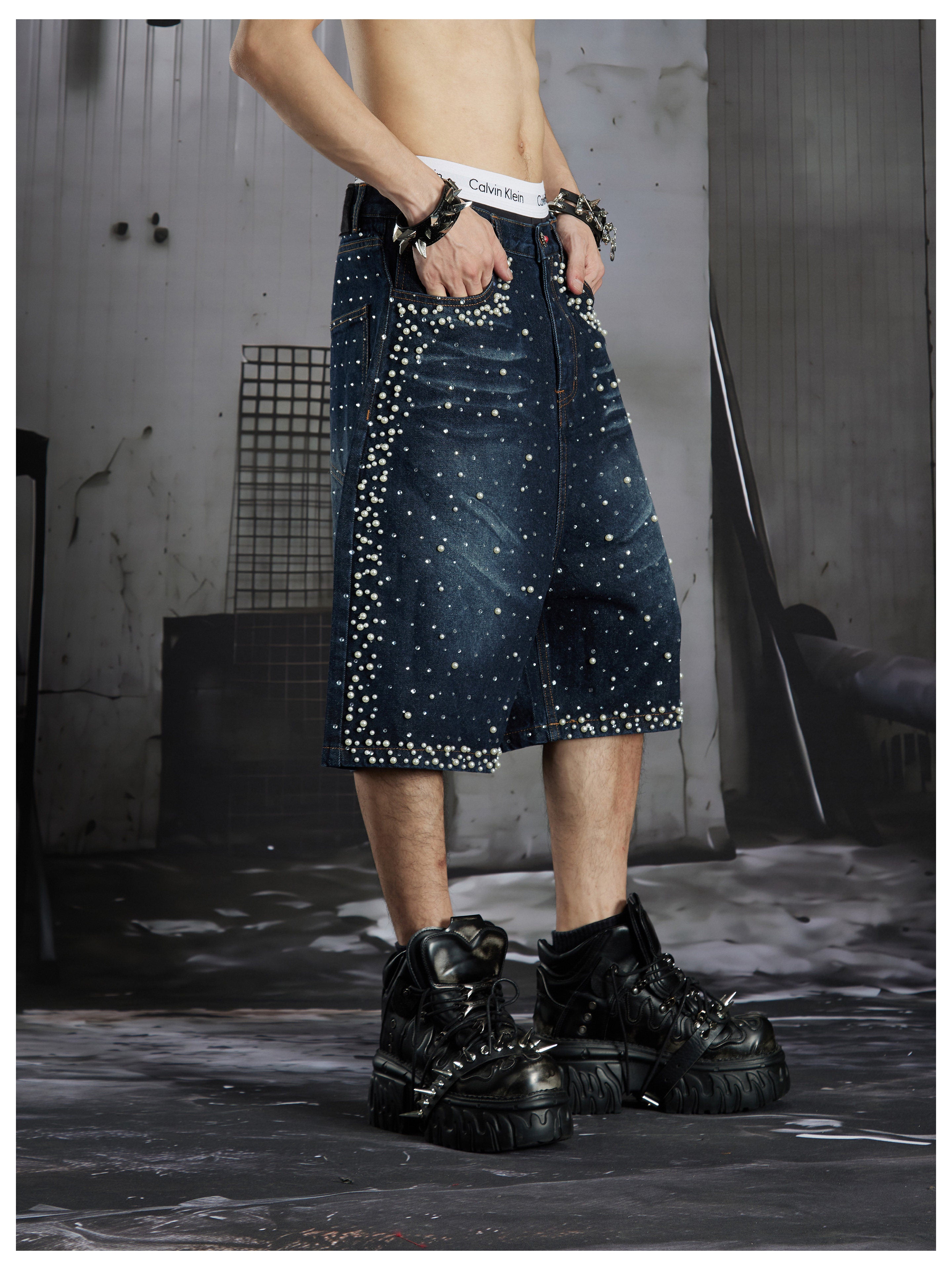 NOMANIAI Dark punk distressed wash denim capri pants