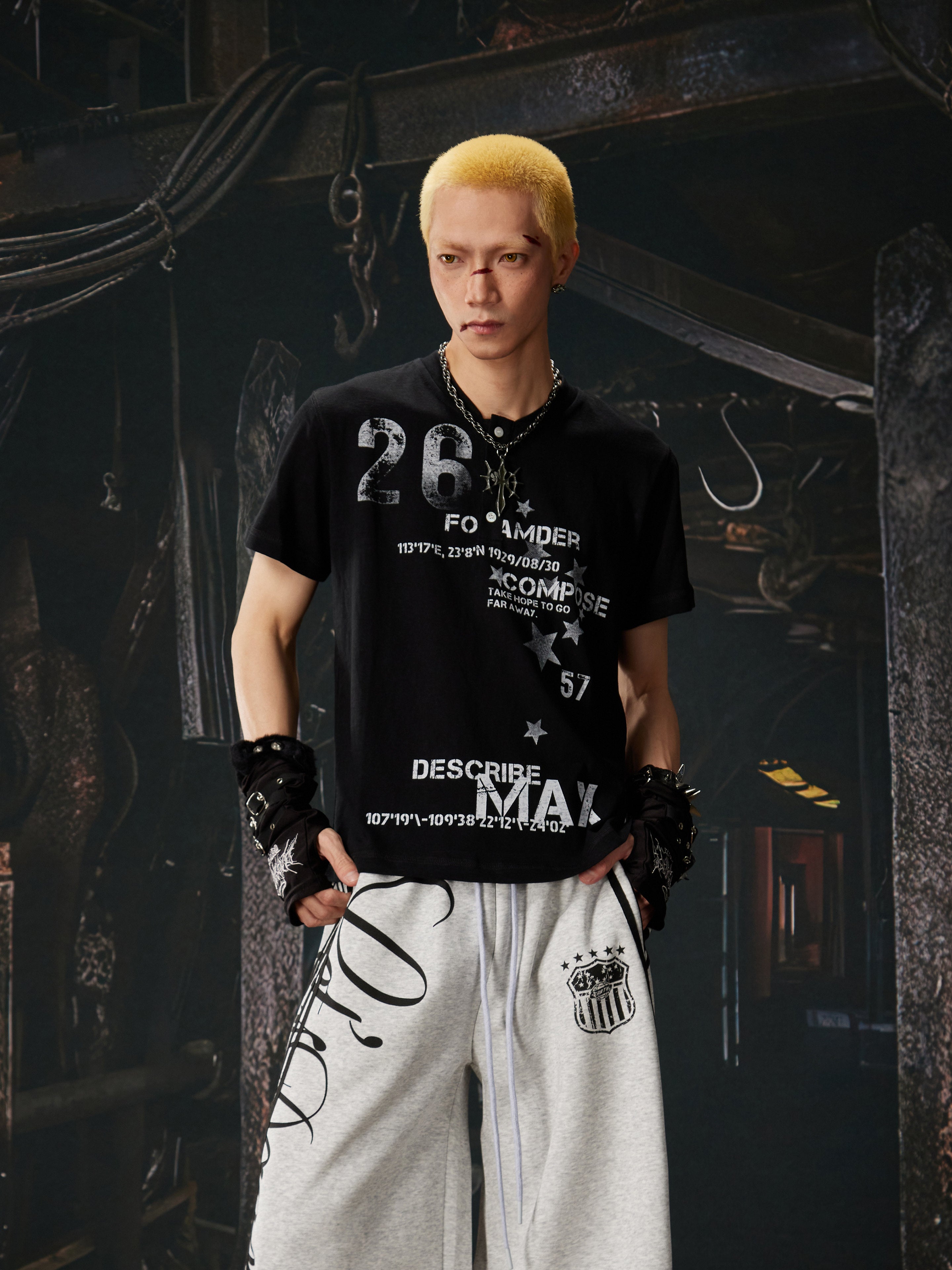 NOMANIAI Streetwear distressed print T-shirt