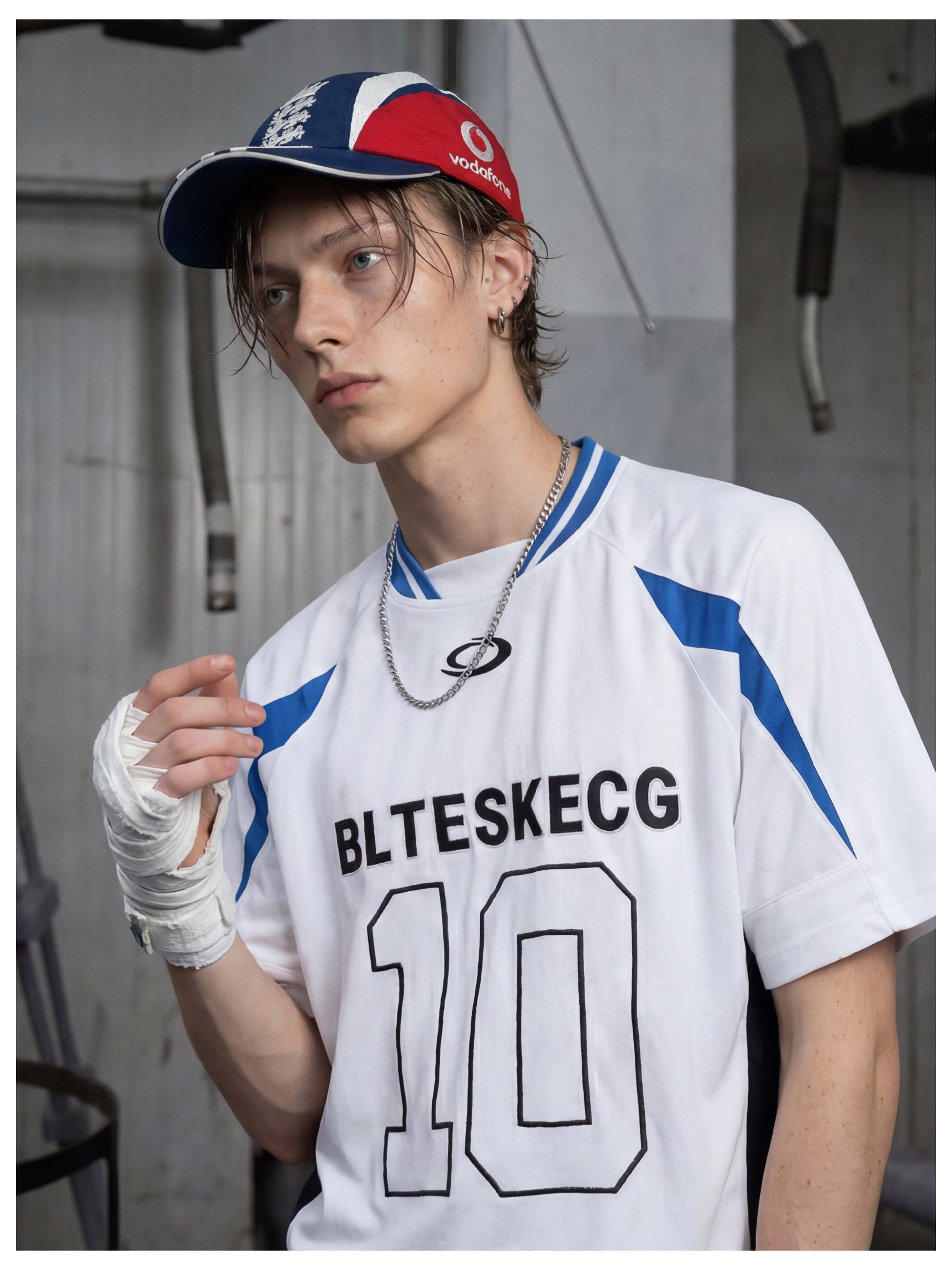 NOMANIAI Full embroidery Jersey sporty style with contrasting colors T-shirt
