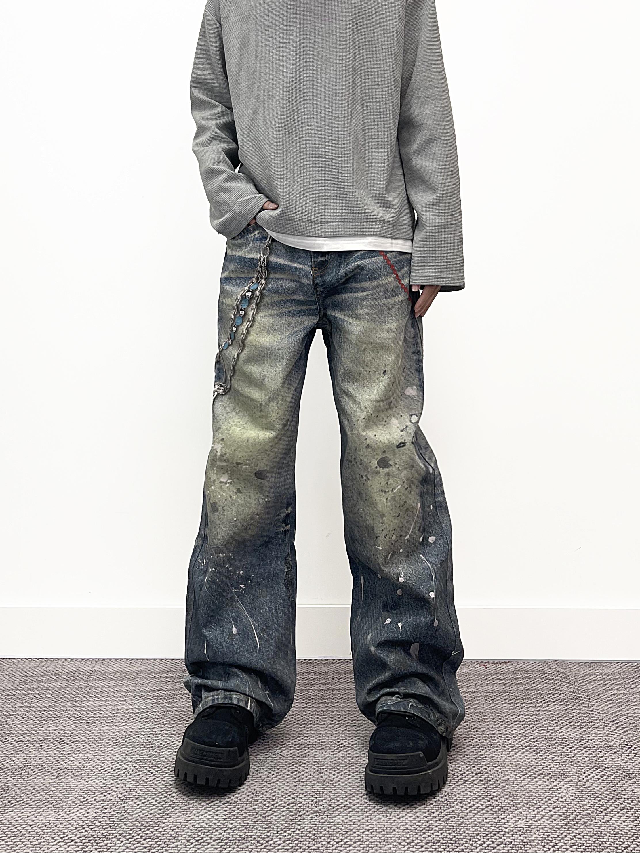 A knife-style inkblot wash for dirty jeans