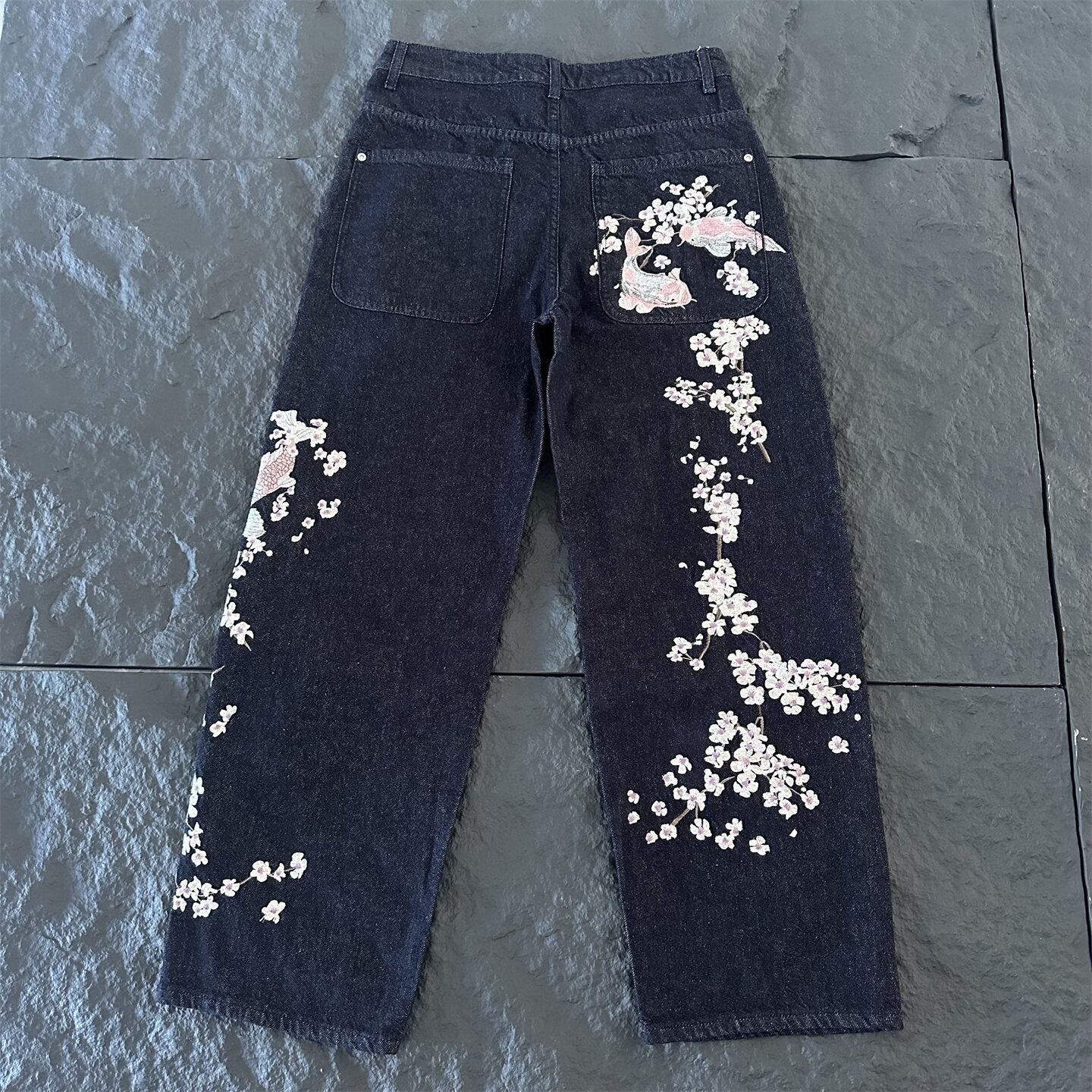 Derschutze American Washed Distressed Embroidered Jeans