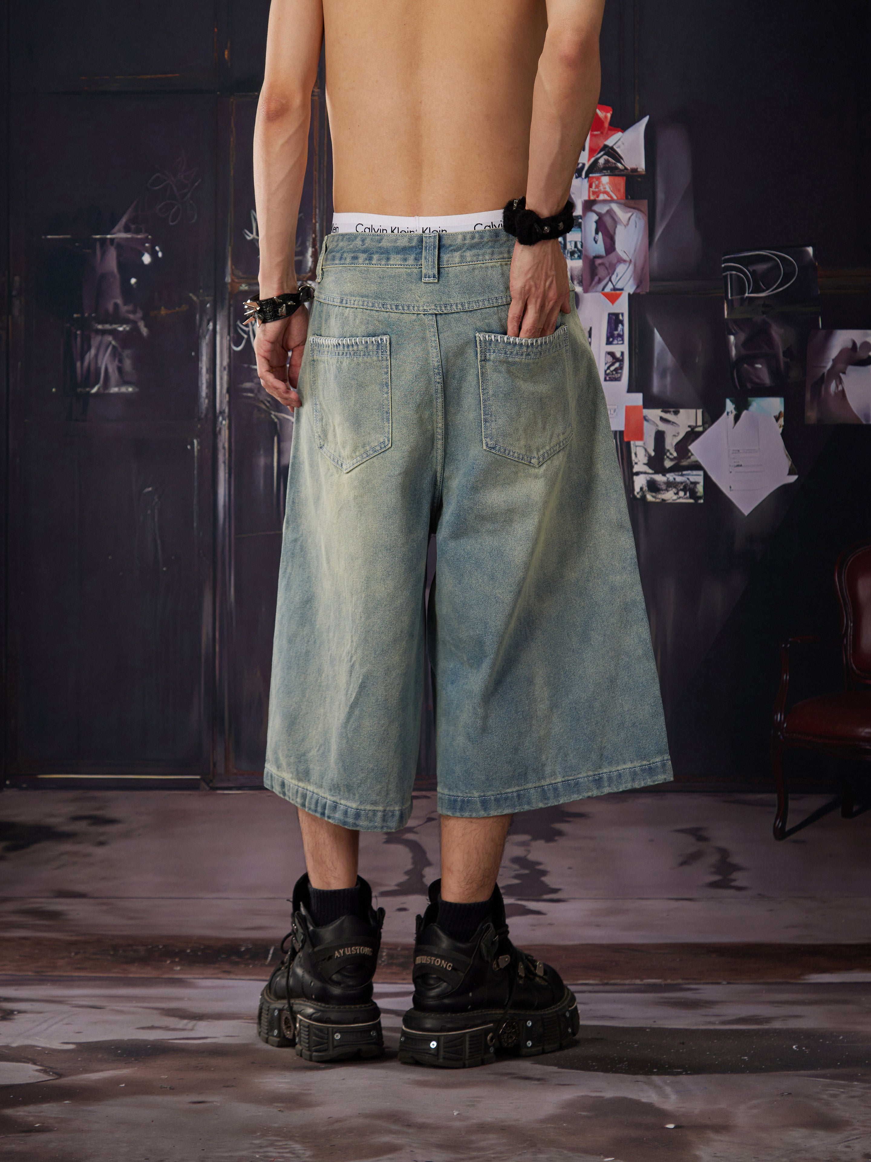 NOMANIAI Buttoned washed distressed loose straight jeans