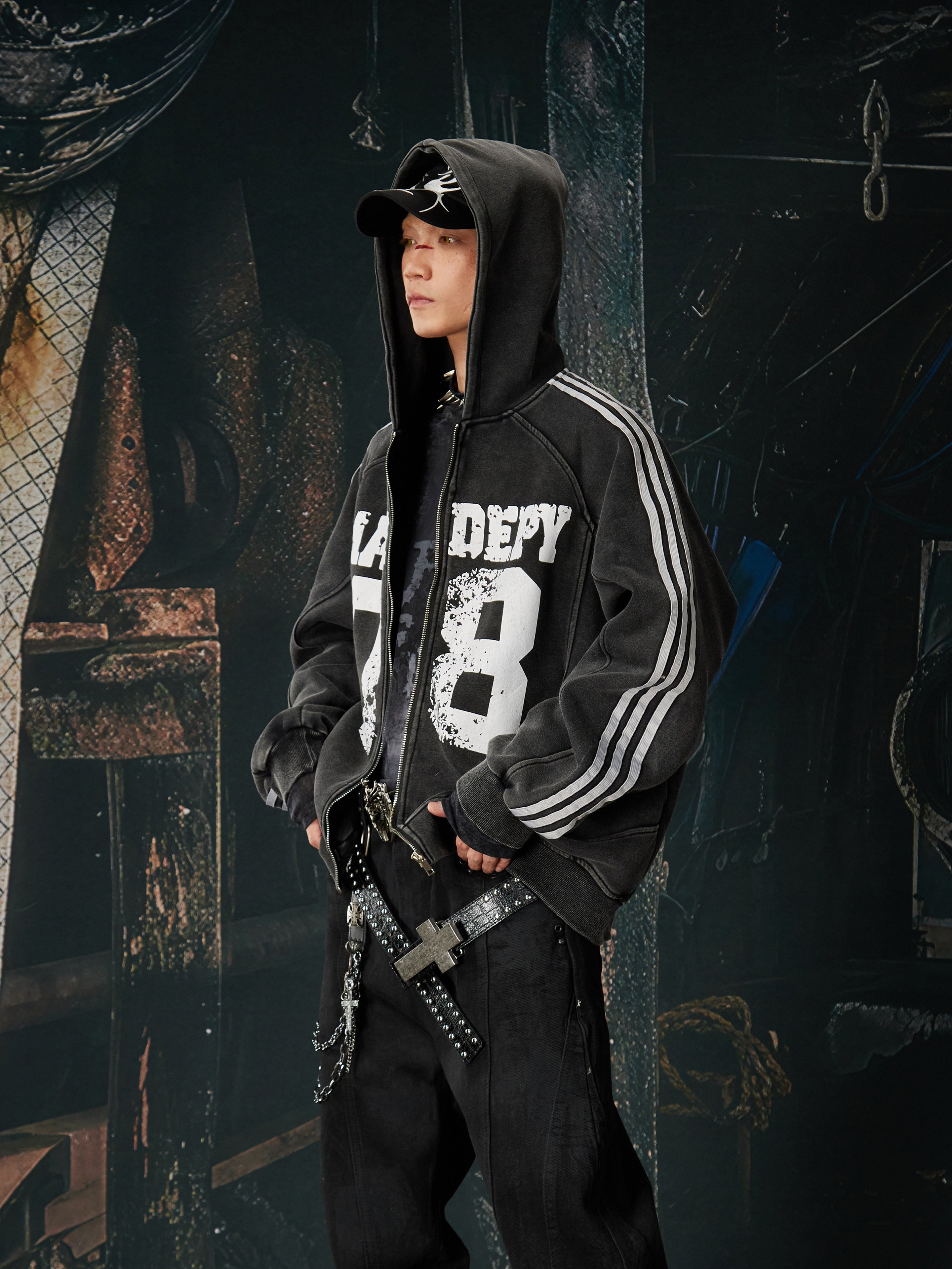 NOMANIAI Three-bar pattern hooded jacket
