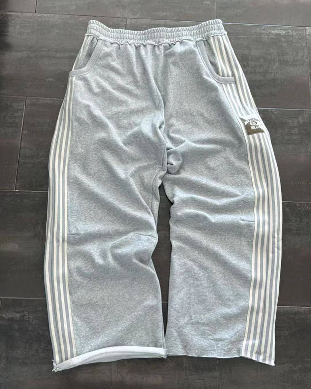 KOBPt Sweatpants with side stripe detailing, straight-leg style