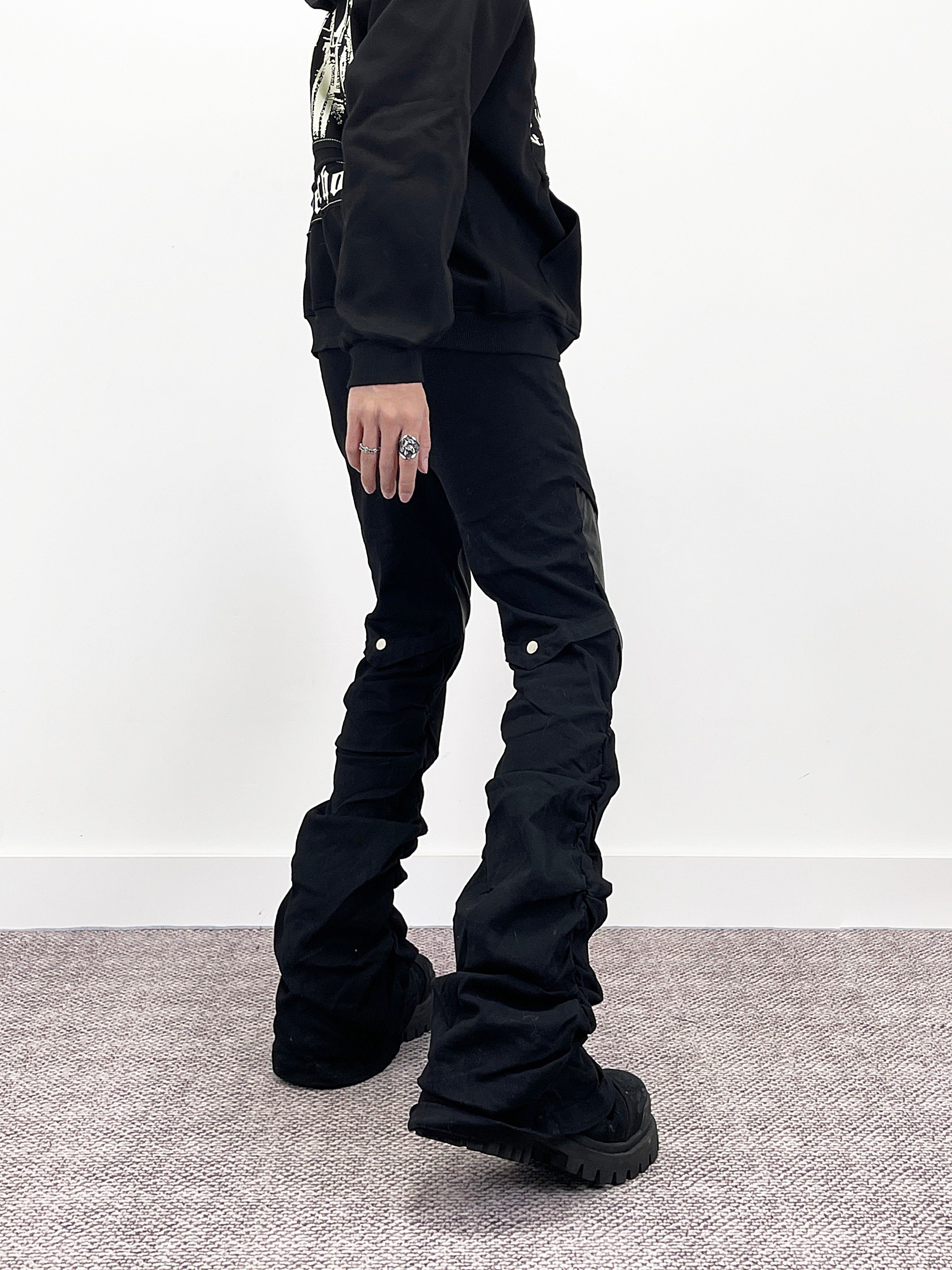 A knife punk leather flared denim pants