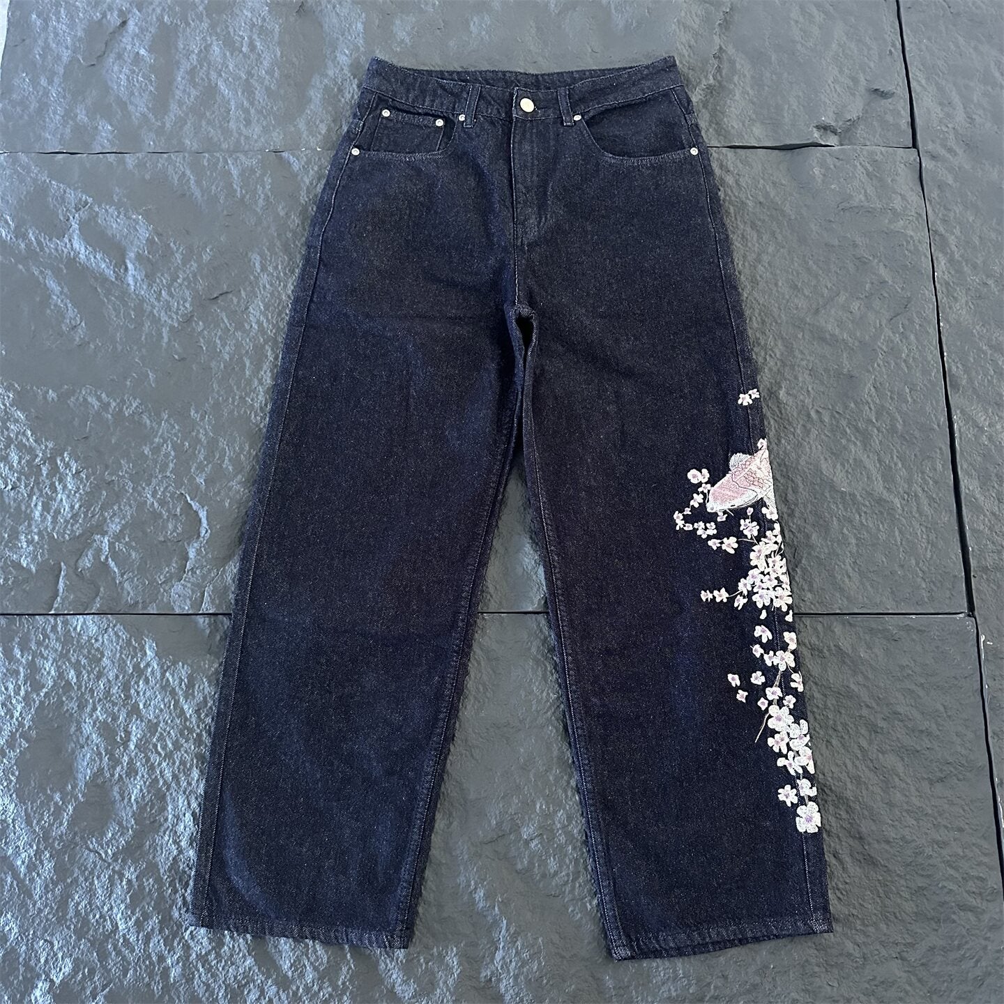 Derschutze American Washed Distressed Embroidered Jeans