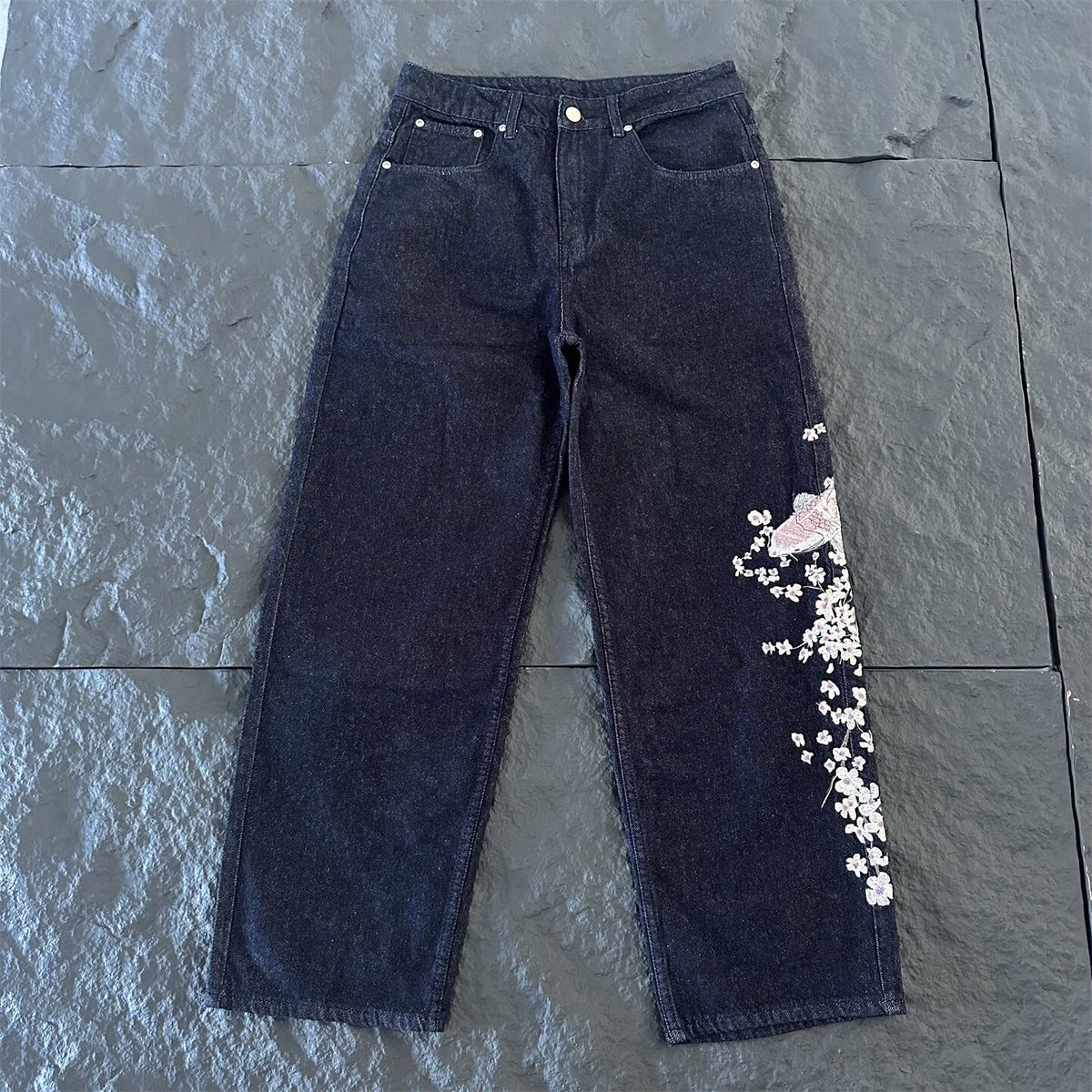 Derschutze American Washed Distressed Embroidered Jeans