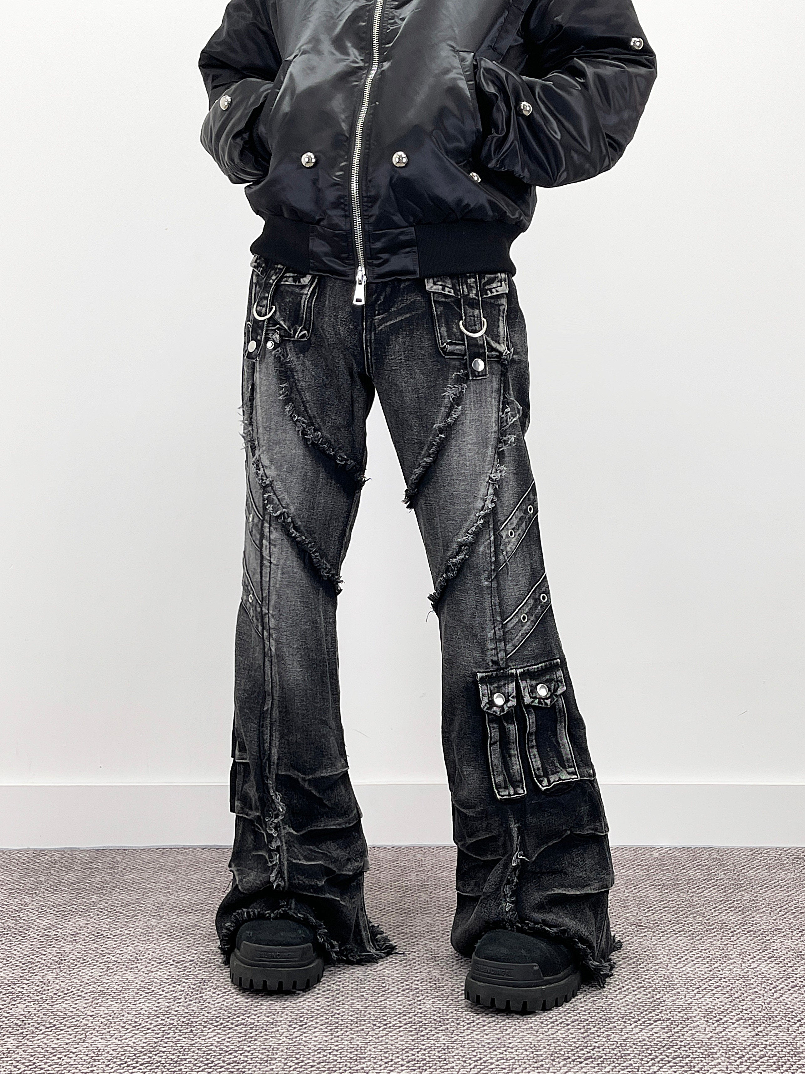 A knife graphic punk jeans