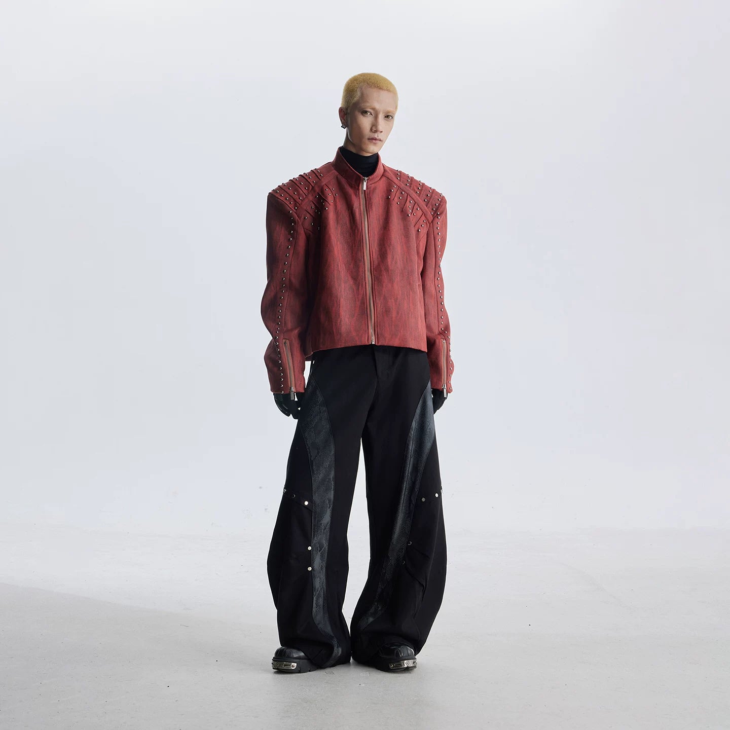 Unmanned island, dark texture, PU frosted texture, rivet decoration, loose shoulder pads, leather jacket, zipper jacket