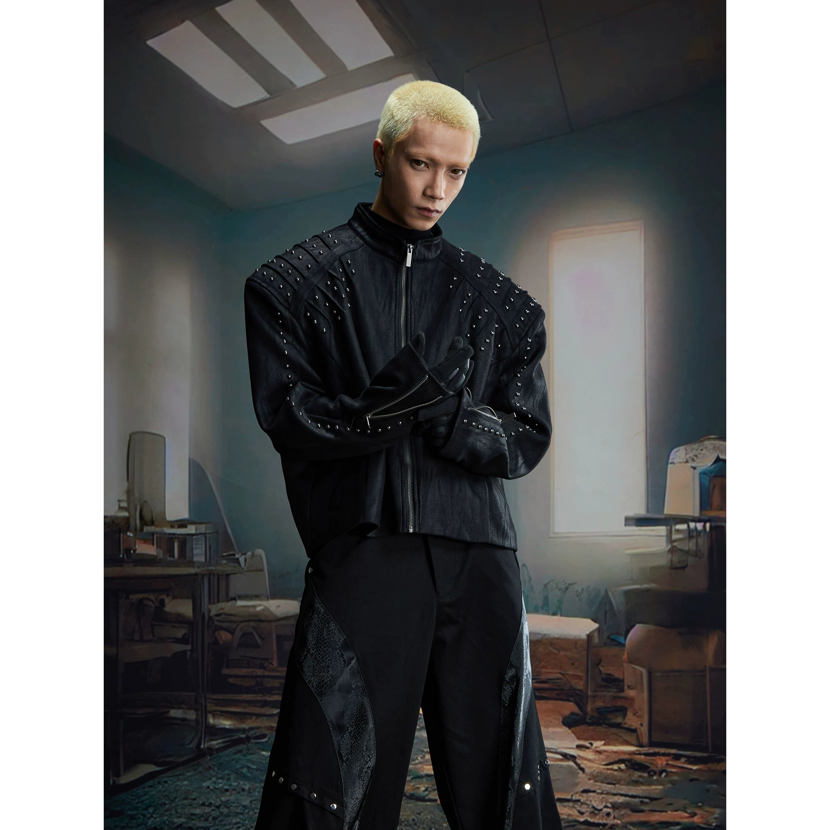 Unmanned island, dark texture, PU frosted texture, rivet decoration, loose shoulder pads, leather jacket, zipper jacket