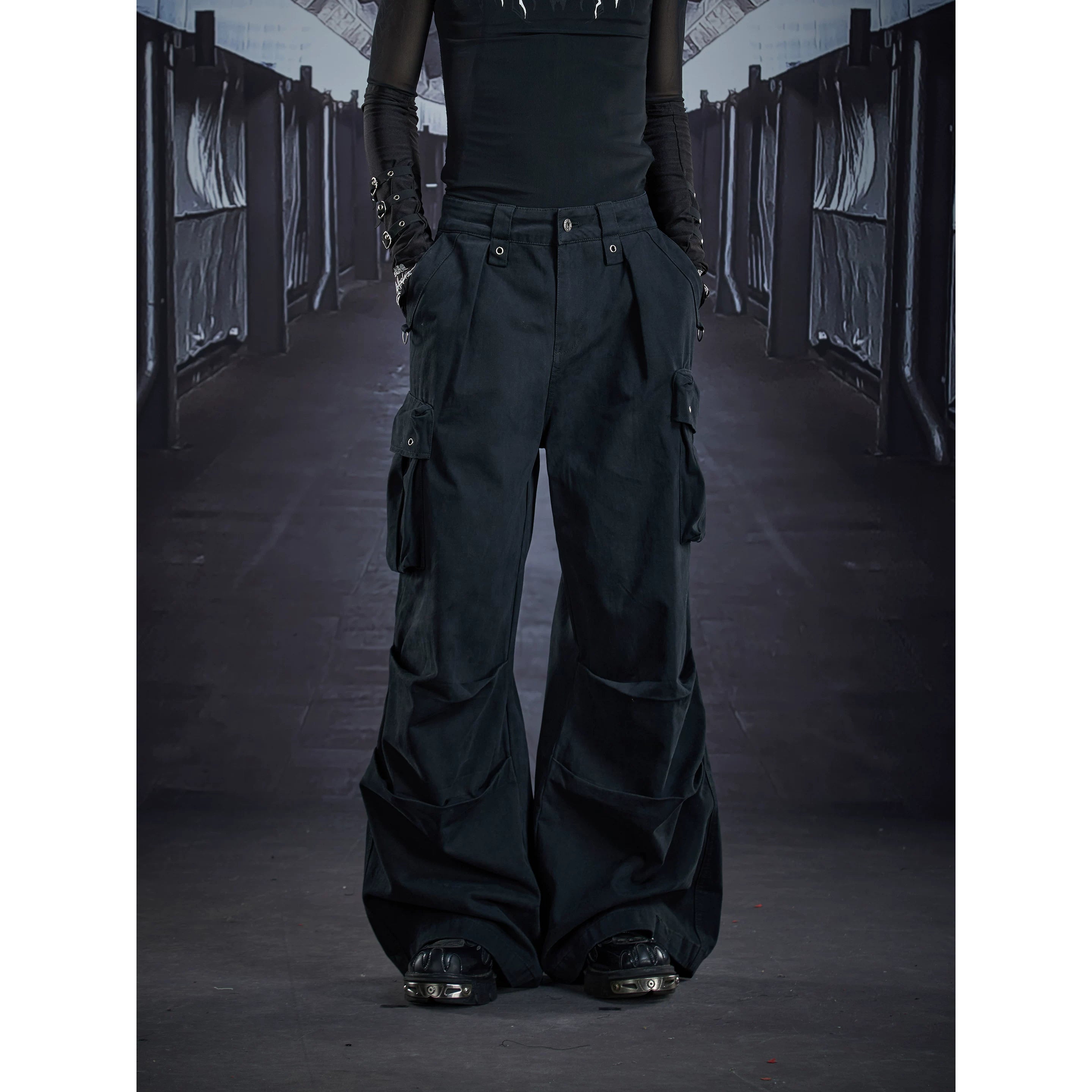 Unmanned island American casual street deconstruction and splicing design with multiple pockets for work pants and casual pants