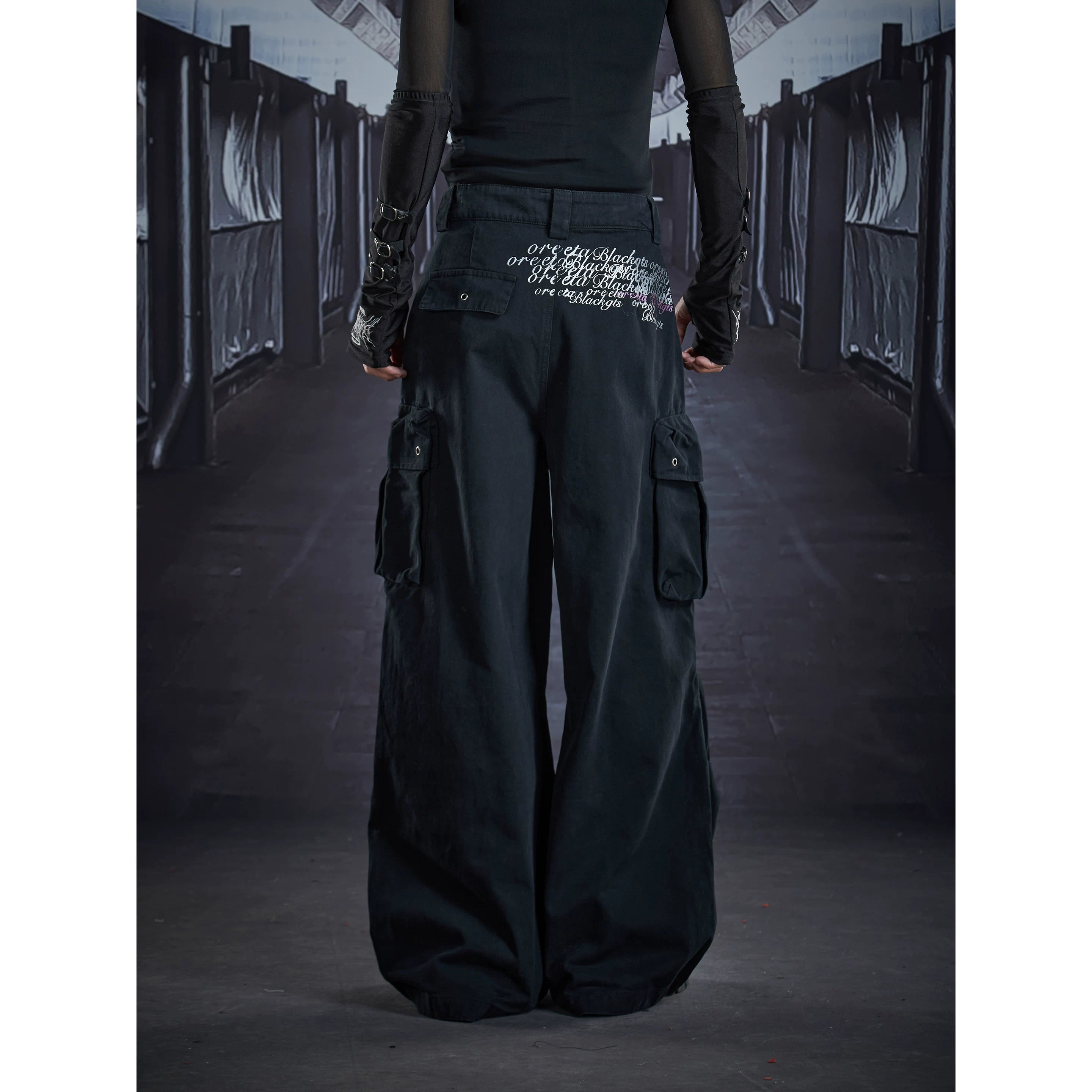 Unmanned island American casual street deconstruction and splicing design with multiple pockets for work pants and casual pants