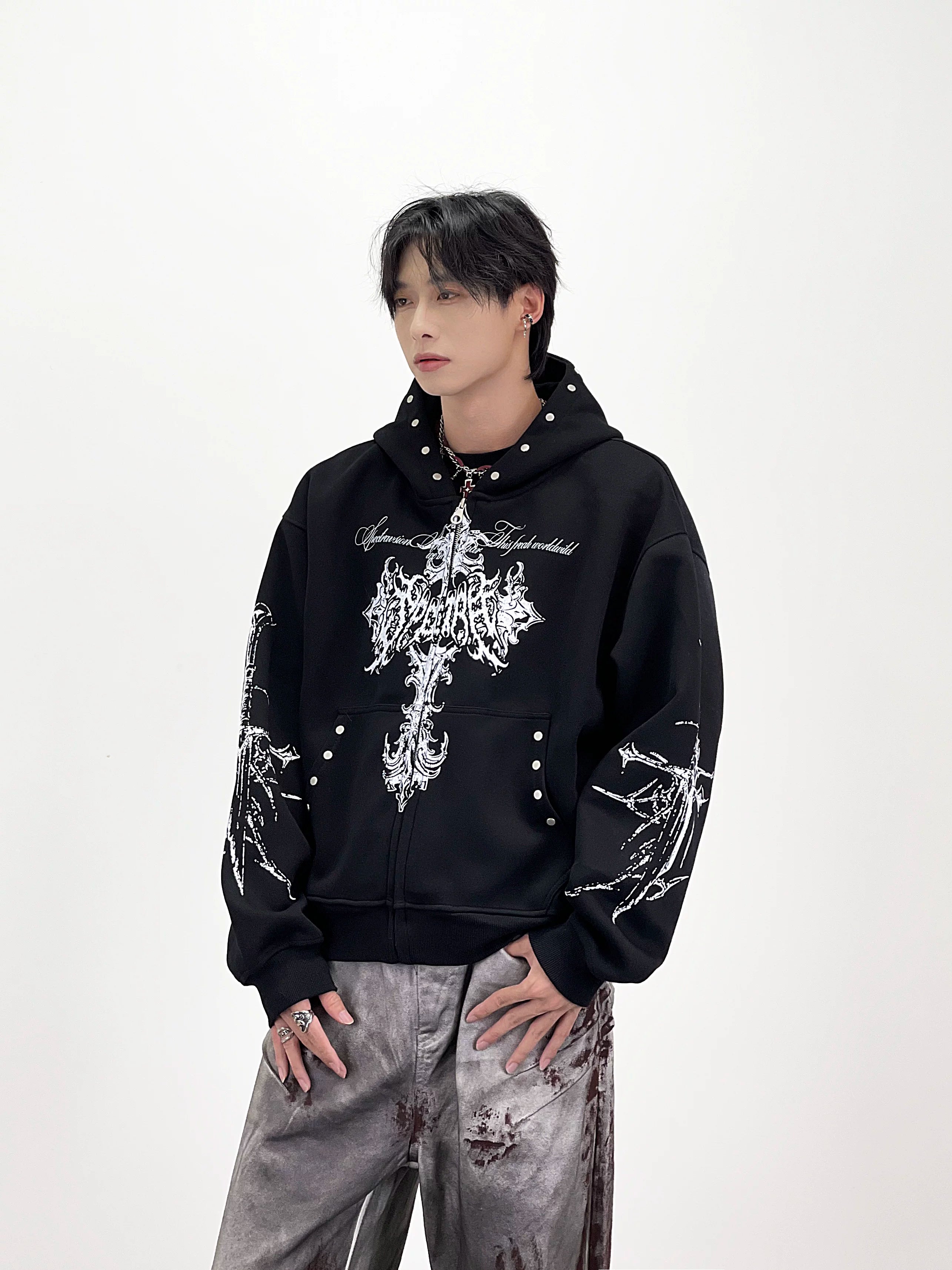 A knitted cross-shaped sword tie-dye distressed cardigan jacket