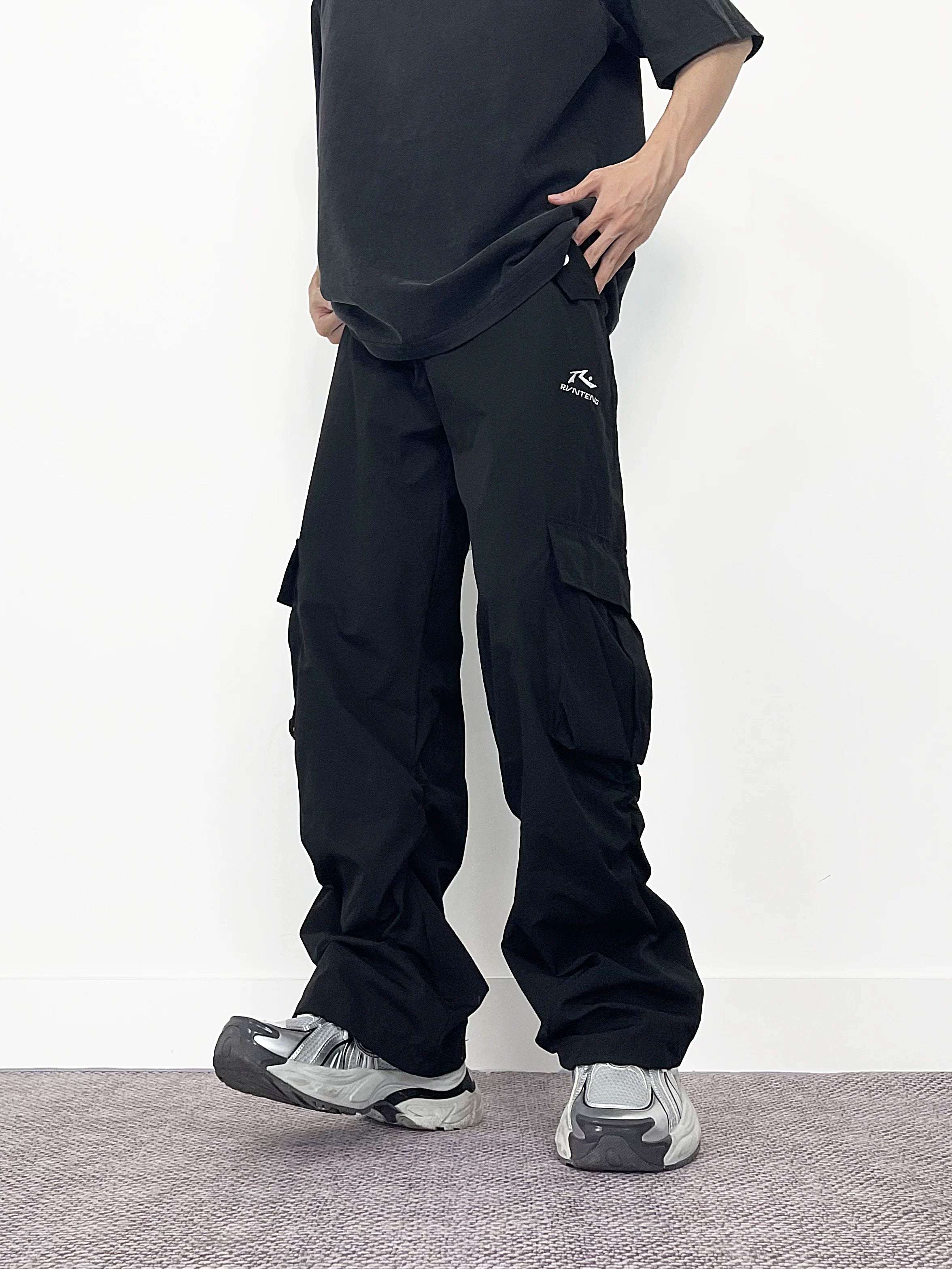 A knife quick-drying casual sports work pants