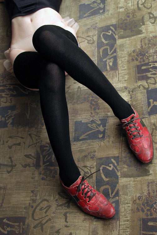 N40 Thigh High Socks